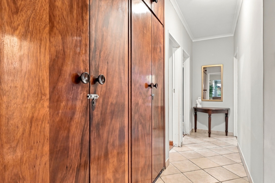 3 Bedroom Property for Sale in Plumstead Western Cape